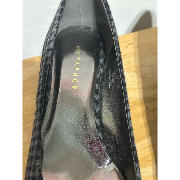 Metaphor houndstooth fabric heels with bow - Size 11M - Picture 6 of 6